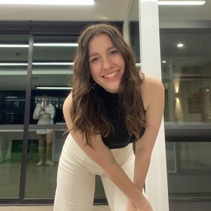 Meet your Posher, Louise